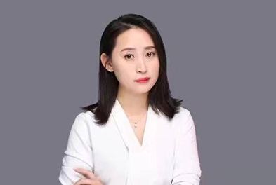 隨著人們在旅游中感受到簡約的魅力，“簡約但并不簡單的裝飾風格”。當疲憊的身心對家的依戀越發(fā)強烈，人們想要的是輕松、自由的環(huán)境，“現(xiàn)代簡約風格”自然就成為家居設(shè)計的一種風尚